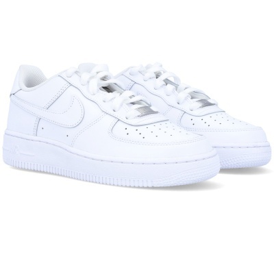 Par de sapatilhas brancas Nike Air Force 1