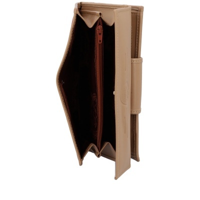 Carteira bege em material sintético com fecho de correr e vários compartimentos internos