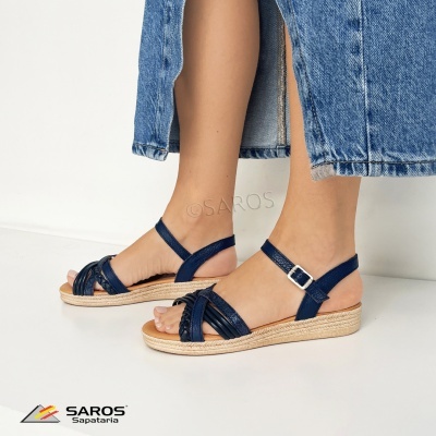 Sandálias femininas azul escuro com cunha e sola em cortiça