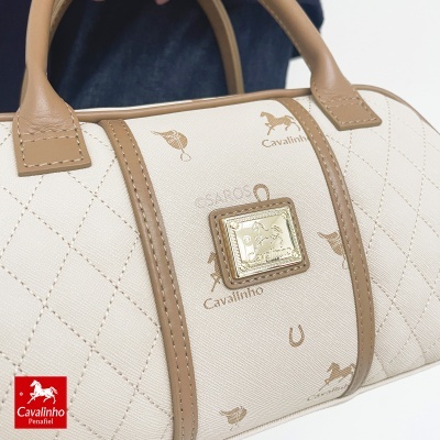 Mala feminina Cavalinho bege com padrão e detalhes em pele castanha