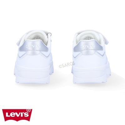 Ténis brancos LEVI'S com detalhes prateados na parte de trás
