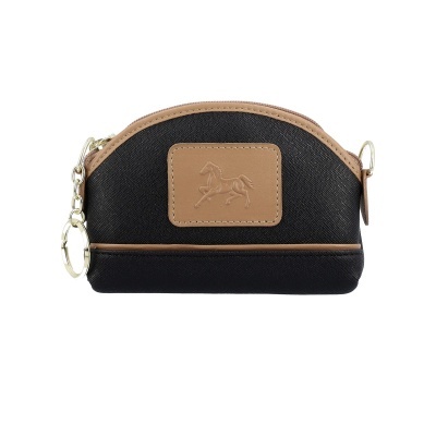 Bolsa pequena preta com detalhes castanhos e relevo de cavalo