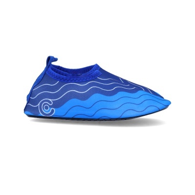 Sapatilha azul para água com padrão de ondas em tecido elástico