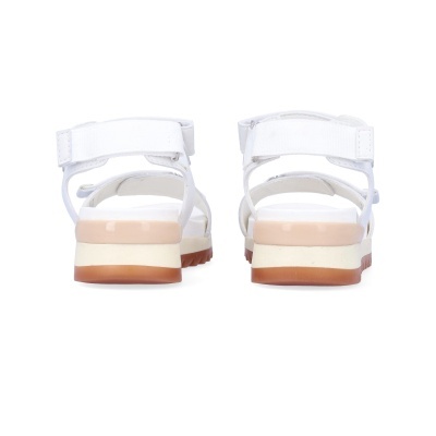 Sandálias brancas com tiras ajustáveis e sola em camadas bege e castanho