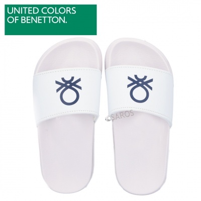 Chinelos brancos com símbolo azul da UNITED COLORS OF BENETTON
