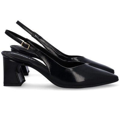 Sapatos de senhora pretos em verniz com salto grosso e tira traseira