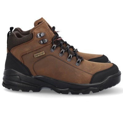 Botas castanhas em couro com detalhes pretos e etiqueta CAMPOR-TW®.