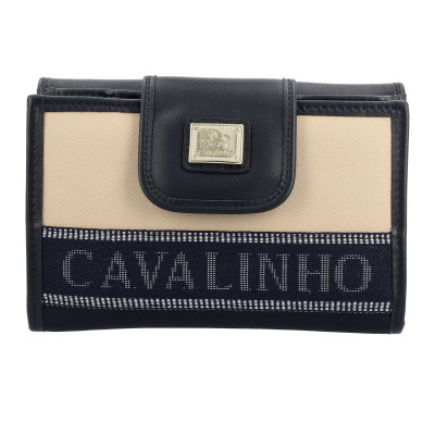 Carteira feminina preta e bege da marca Cavalinho com logo em relevo dourado