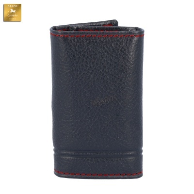 Carteira preta de couro com costuras vermelhas e logo SAROS