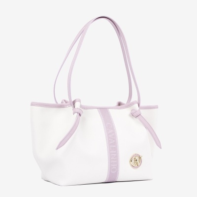 Mala branca com alças lilás e detalhe com o texto CAVALINHO.