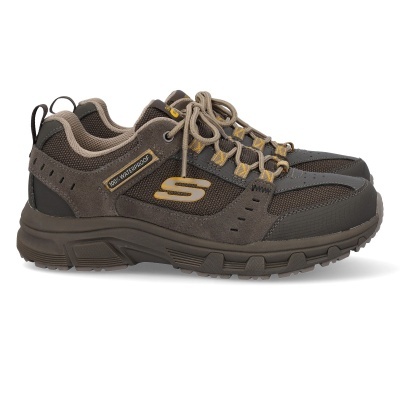 Ténis Skechers impermeáveis castanhos com sola robusta e cadarço beige