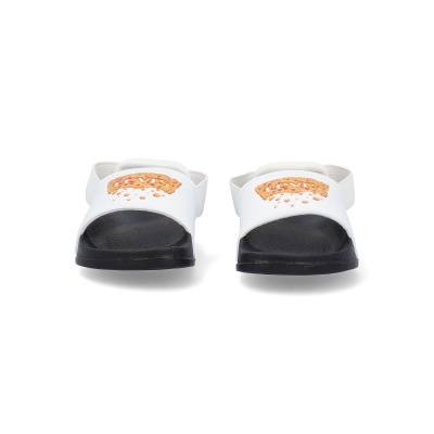 Chinelos de dedo Levis brancos com sola preta e logótipo amarelo laranja