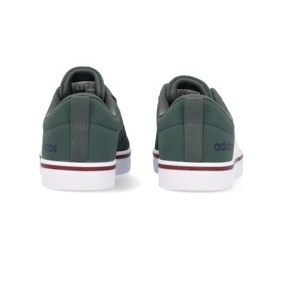 Sapatilhas Adidas verdes vistas por trás