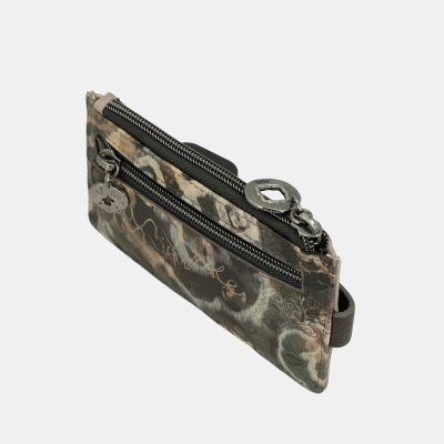 Carteira camuflada pequena com fechos de correr e pendente metálico