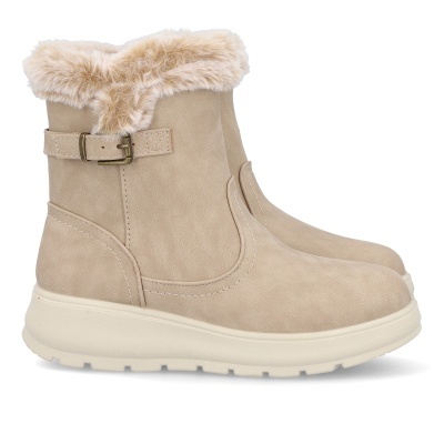 Botas de cano curto bege com pelo sintético e sola branca