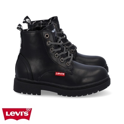 Bota preta de pele sintética Levi's com atacadores e etiqueta vermelha