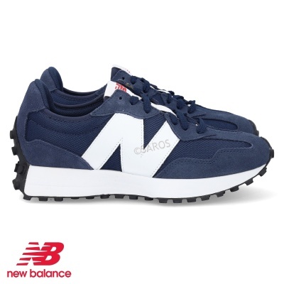 Sapatilhas desportivas New Balance azuis com logo branco e sola preta