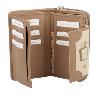 Carteira castanha de pele com compartimentos para cartões e fecho dourado