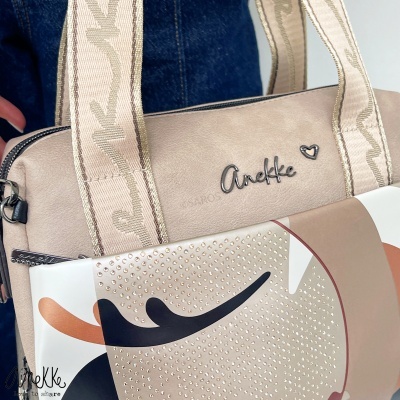 Mala de mão Anekke bege com alças douradas e bolso estampado abstrato