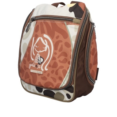 Mochila com ilustração e padrões castanhos e bege