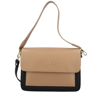Mala bege e preta com alça longa e relevo de cavalo
