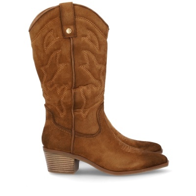 Botas castanhas em camurça com bordados e salto médio em bloco