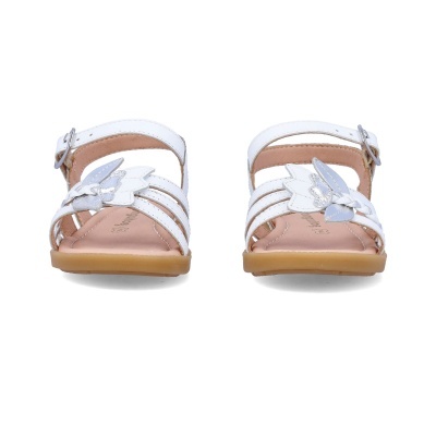 Sandálias infantis brancas com sola castanha clara e detalhe prateado