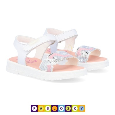 Sandálias infantis brancas com lantejoulas prateadas e cor-de-rosa