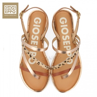 Sandálias femininas Gioseppo com tiras douradas, castanhas e animal print