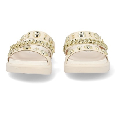 Sandálias creme com tiras e tachas douradas