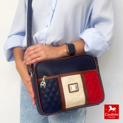 Mala de ombro Cavalinho azul, bege e vermelho com detalhes castanhos e logotipo