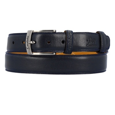Cinto de couro azul com fivela metálica prateada