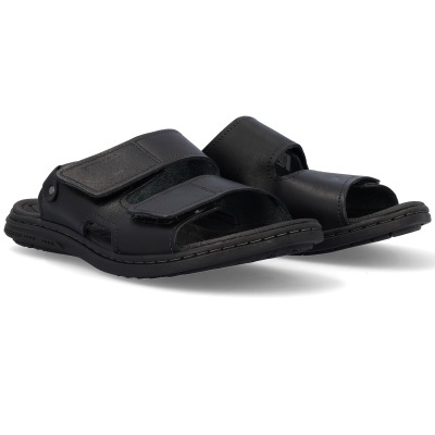 Sandálias pretas de couro com tiras largas e sola antiderrapante