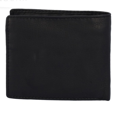 Carteira masculina preta em pele lisa dobrável