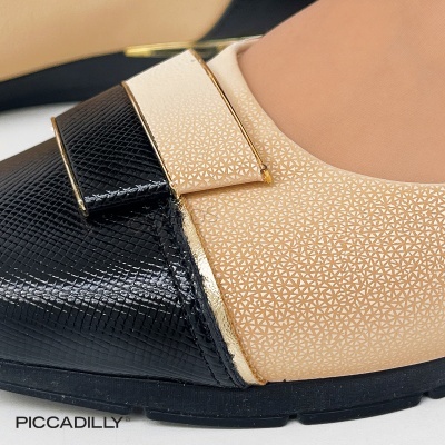 Sapato feminino bico fino bege e preto com detalhes dourados