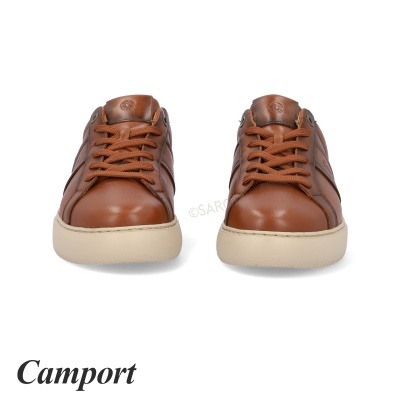 Sapatilhas castanhas de pele com sola branca