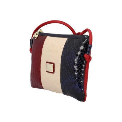 Bolsa de mão vermelha, creme e azul escuro com padrão de pele de cobra e alça vermelha.