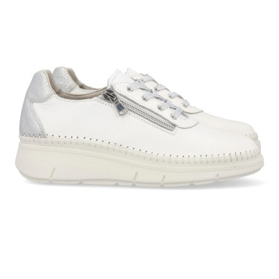 Ténis branco com sola grossa e fecho de correr prateado lateral