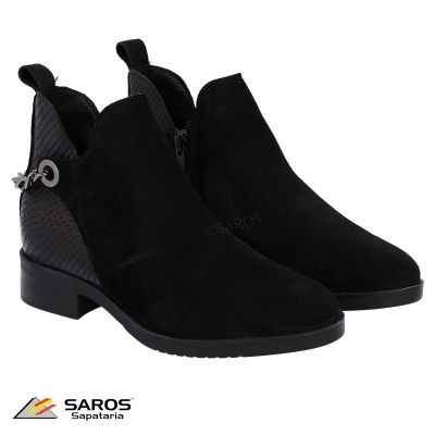 Botins femininos pretos de camurça e padrão escama com fecho lateral