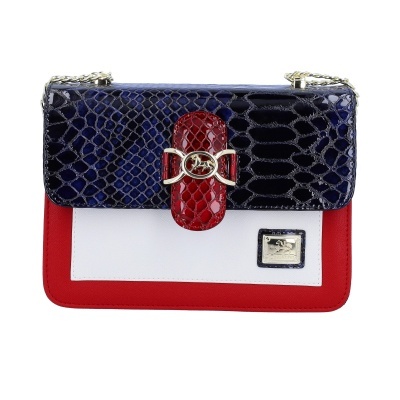 Mala tricolor com textura imitação pele de crocodilo e fecho com detalhe de cavalo dourado