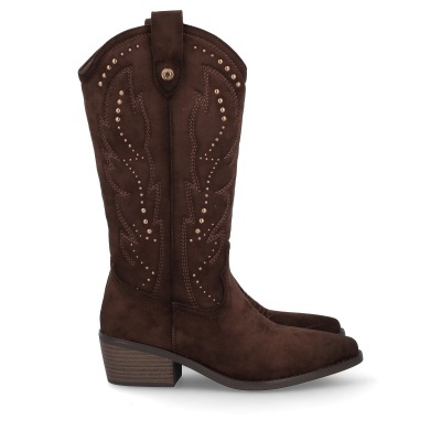 Bota cowboy castanho escuro com tachas douradas e salto médio