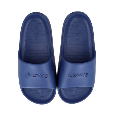 Chinelos Levis azul escuro com marca em relevo