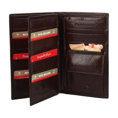 Carteira bifold em couro castanho com compartimentos para cartões e documentos