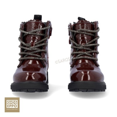 Botins infantis em verniz castanho escuro com atacadores cinza e sola preta