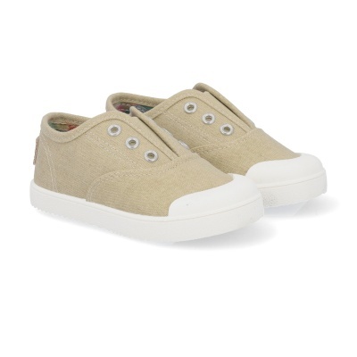 Sapatilhas infantis bege com sola branca e quatro ilhóses cada lado