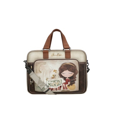 Mala pasta bege e castanho com ilustração de menina e texto know yourself