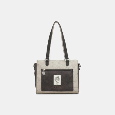 Mala de mão cinza claro e escuro com bolso frontal e alças pretas