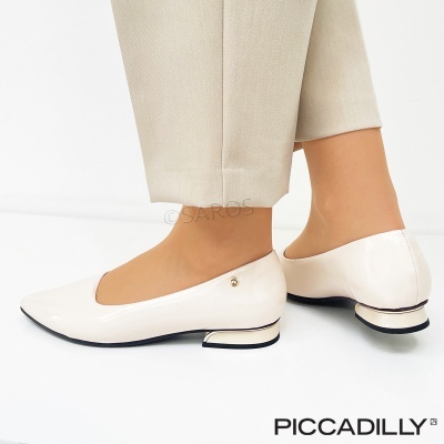 Sapatos bailarina bege claro with salto baixo metálico