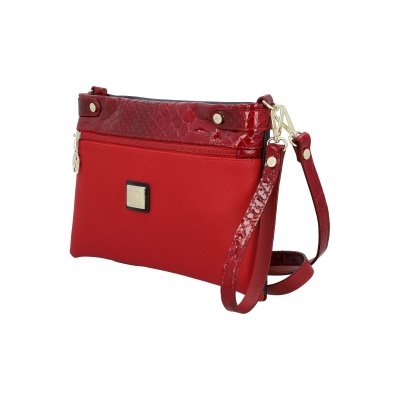 Carteira vermelha com padrão de pele de cobra e alça
