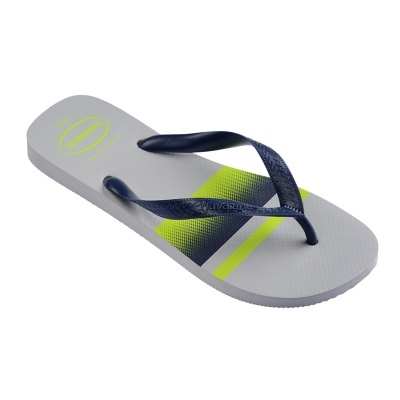 Chinelos havaianas cinza claras com tiras azul-escuro e padrão verde e azul